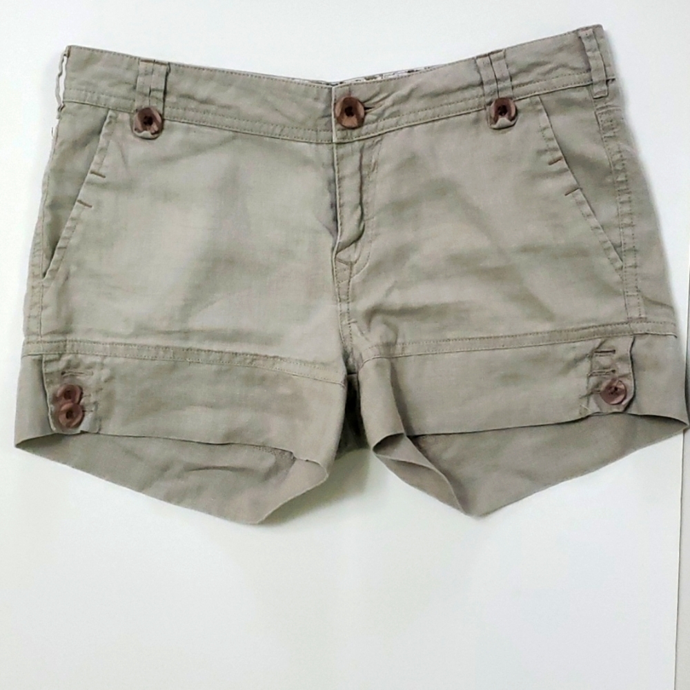 Women's Shorts size M